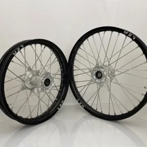 Hjulset M2R SVART BLÅ 21/19 Triumph 250/450 2025-2026 Snabb leverans