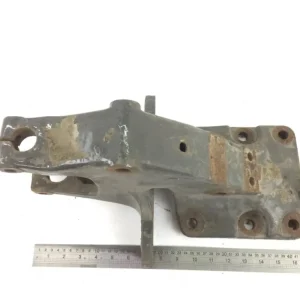 1613279 Fjäderhållare framaxel, främre höger VOLVO FL, FL6, FL7, FL10, FL12, FS718 (1985-2005) Nedsatt pris