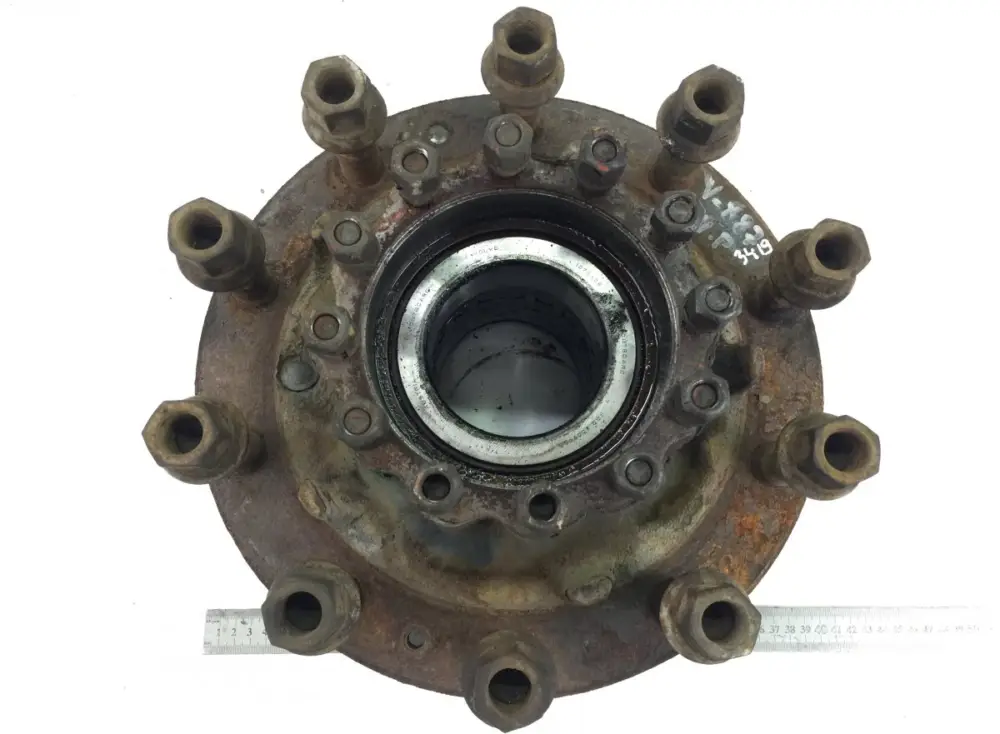 3988774 Hjulnav trumbroms, drivande axel, vänster 20518054 3988773 85104299 - VOLVO Kampanj