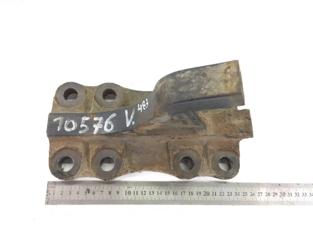 Populär 9413250109 Hållare för V-arm, vänster MERCEDES-BENZ A9413250109 Atego, Atego 2, Atego 3 (1996-)