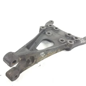 Outlet 9463250209 Hållare för krängningshämmare, stödaxel, övre höger MERCEDES-BENZ A9463250209 Econic (1998-2014)