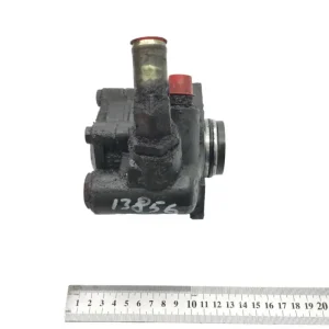 Rea 0024605480 Oljepump för servostyrning MERCEDES-BENZ A0024605480 A0014604480 A0014607580 0014604480 0014607580 Atego, Atego 2, Atego 3 (1996-) ZF