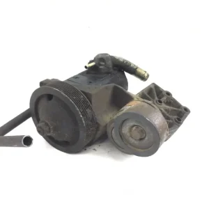 0012368305+9062301242 Oljepump för servostyrning MERCEDES-BENZ A9062301242 A0012368305 A0012369805 9062301242 0012368305 0012369805 Econic (1998-2014) Kampanjpris