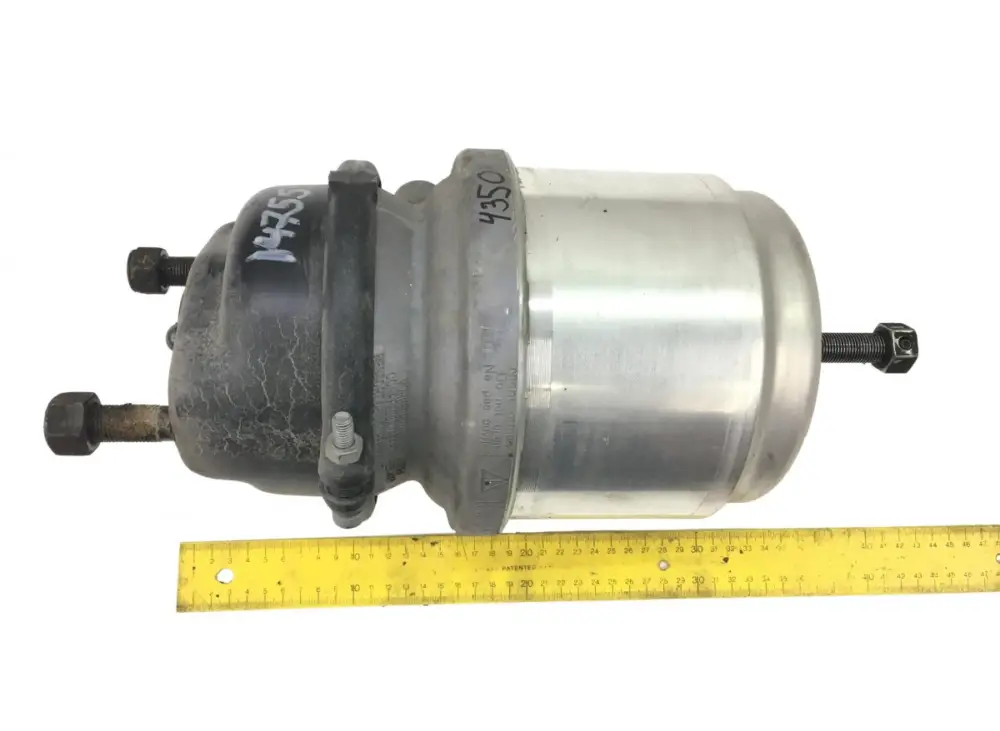 Kundfavorit 81504106895 Bromskammare, drivande axel MAN 81504109895 81.50410-6895 81.50410-9895 - KNORR-BREMSE