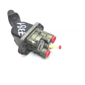 7420813843 Handbromsventil RENAULT TRUCKS Kerax, Midlum (1997-2014) RENAULT TRUCKS Extra rabatt