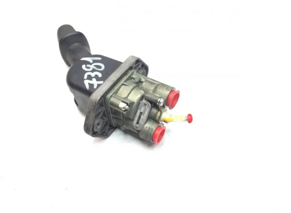 7420813843 Handbromsventil RENAULT TRUCKS Kerax, Midlum (1997-2014) RENAULT TRUCKS Extra rabatt