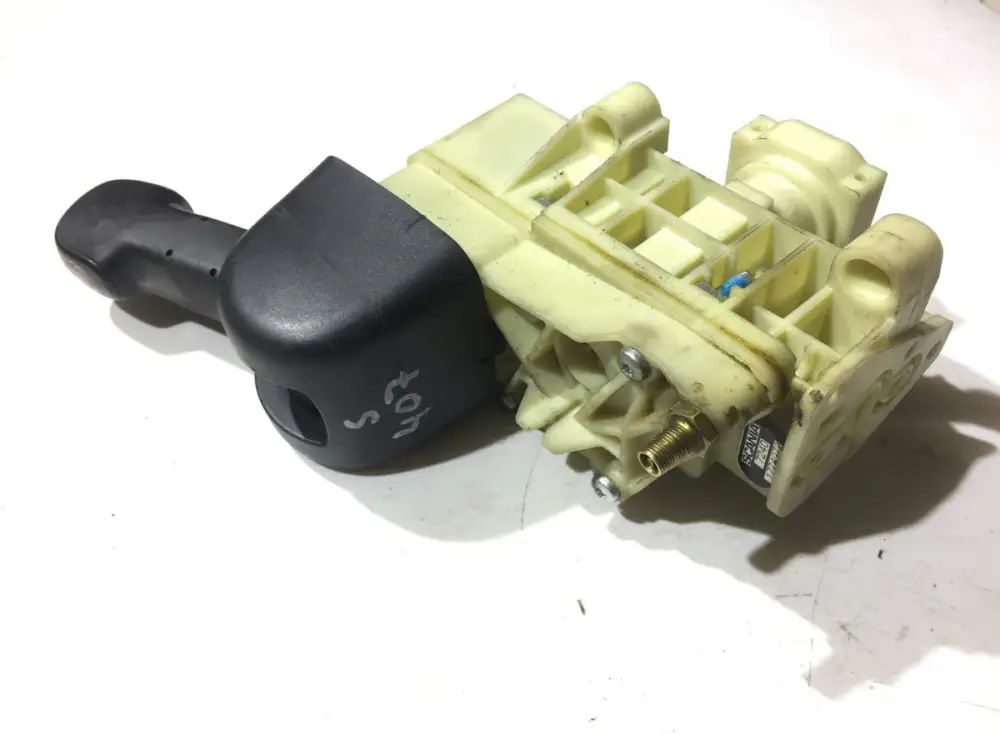 Trygg betalning 1882115 Handbromsventil SCANIA 1774972 1548210 1524320 P,G,R,T-series (2004-2017) WABCO