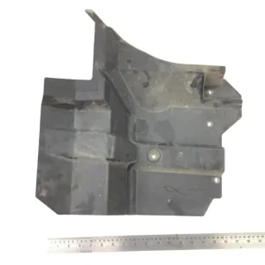 Utförsäljning 9305240128 Radiatorsidans dammskydd MERCEDES-BENZ A9305240128 Axor, Actros MP1, MP2, MP3 (1996-2014)