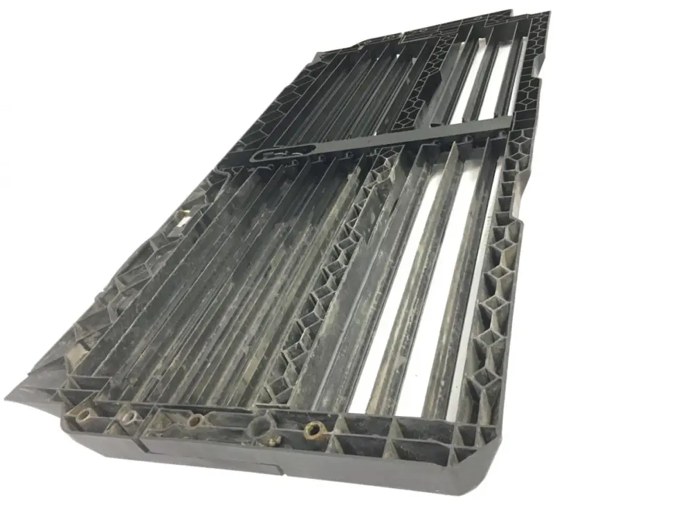 Kundfavorit 9605001516 Kylradiator / Detaljer, övrigt MERCEDES-BENZ A9605001516 Antos, Arocs, Actros MP4 (2012-)