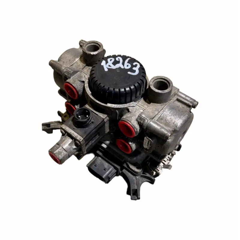 Endast denna vecka 0004294224 EBS-ventil, drivande axel MERCEDES-BENZ A0004294224 A0004293724 0004293724 A0004293024 0004293024 CITARO (01.98-) WABCO
