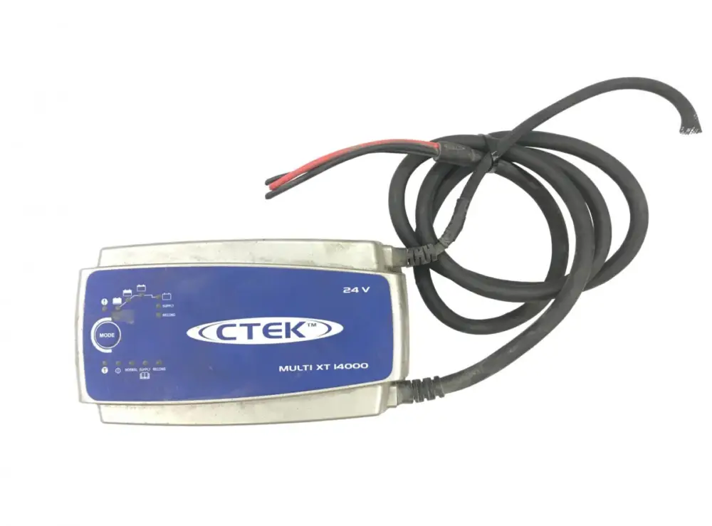 21429674 Batteriladdare VOLVO MULTIXT14000 B6, B7, B9, B10, B12 bus (1978-2011) CTEK Begränsat antal